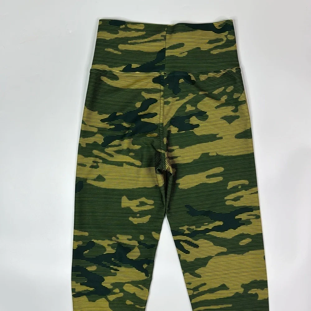 NFL Green Bay Packers Green Camo Leggings Size Small